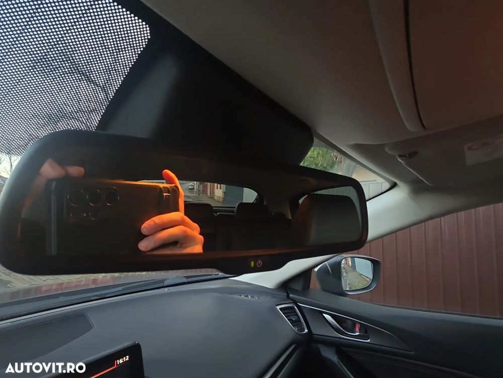 Mazda 3 SKYACTIV-D 150 Exclusive-Line - 24