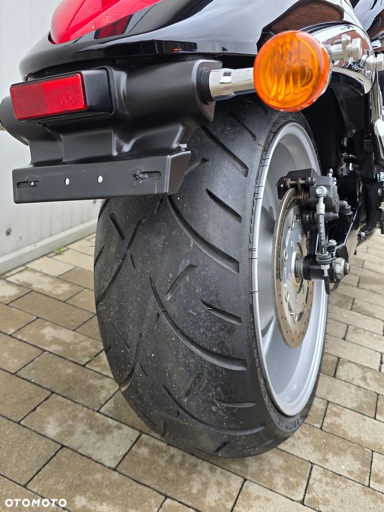 Suzuki Boulevard - 9