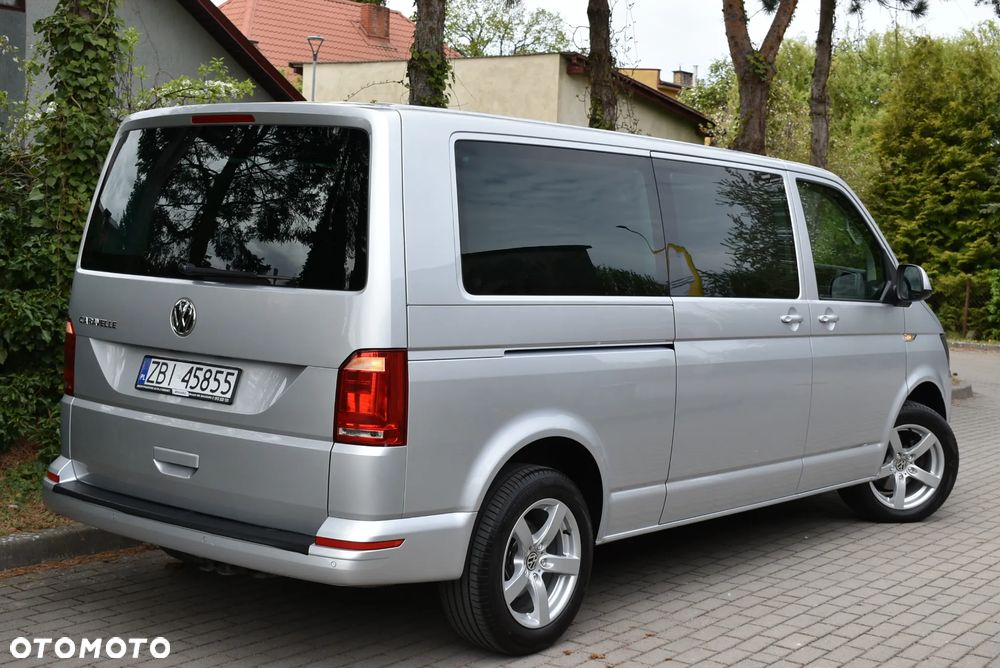 Volkswagen Caravelle 2.0 TDI L2 Comfortline DSG - 5