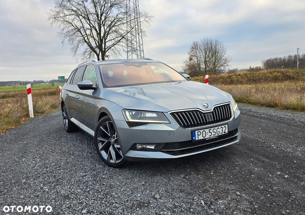 Skoda Superb 2.0 TSI 4x4 L&K DSG - 9