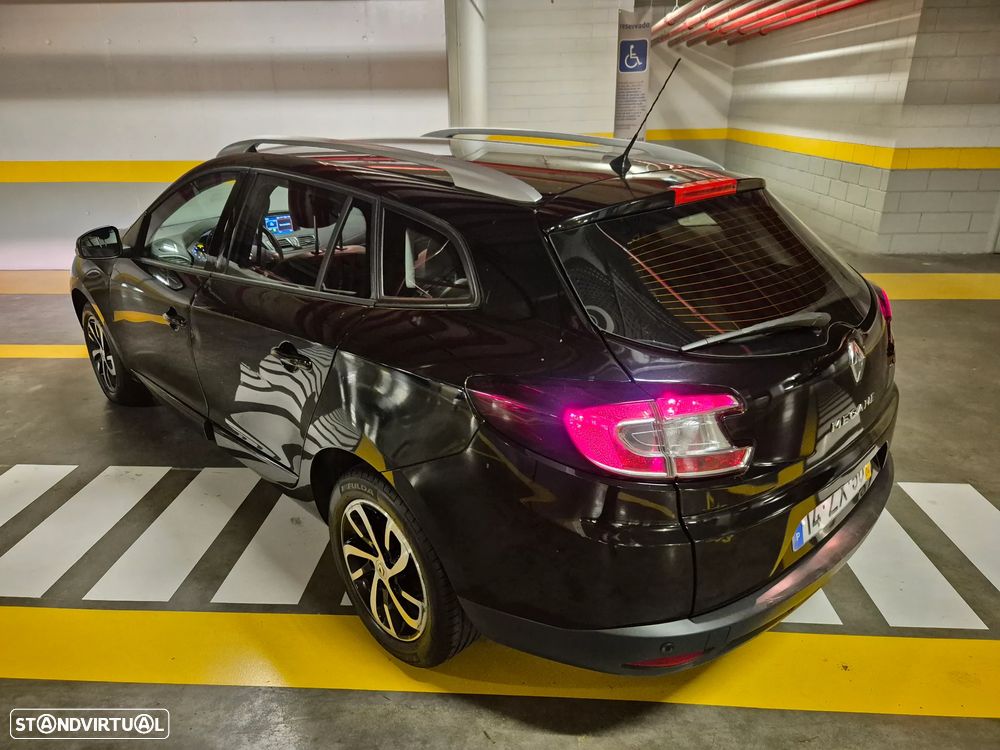 Renault Mégane Sport Tourer ENERGY dCi 110 LIMITED - 12