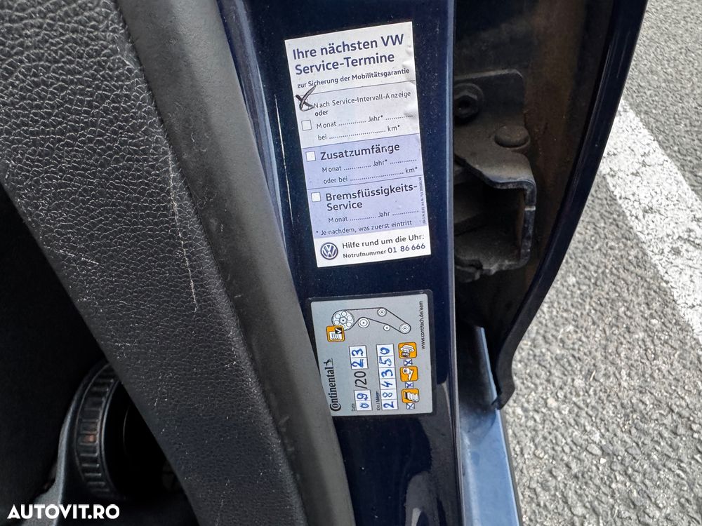 Volkswagen Golf 1.6 TDI DPF Trendline - 14