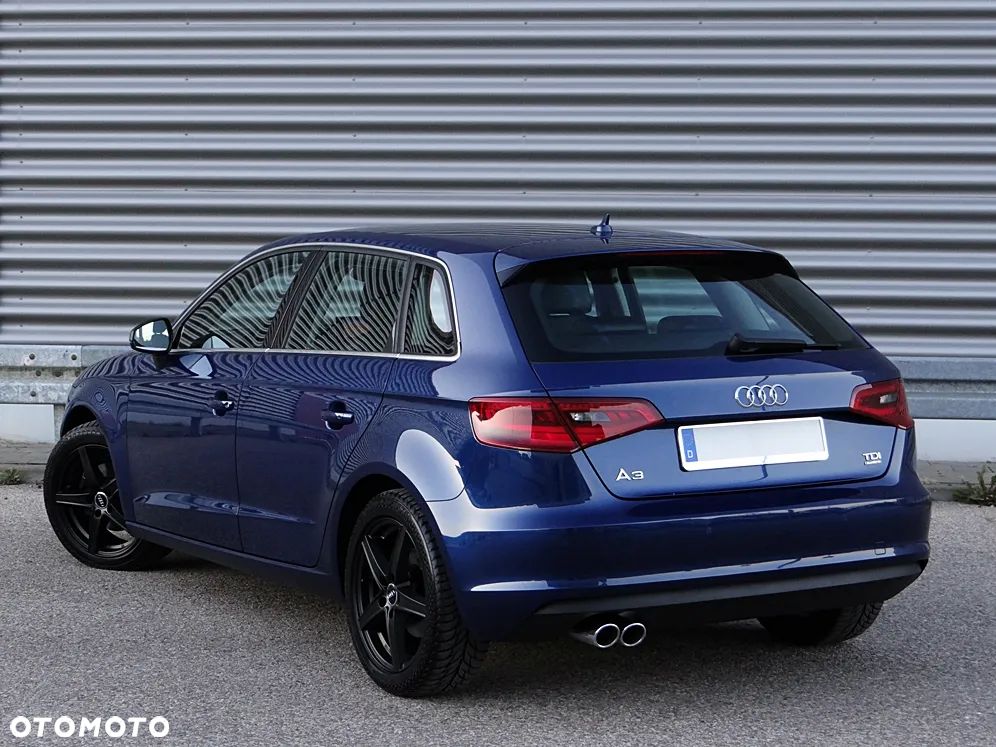 Audi A3 Sportback 2.0 TDI quattro Attraction - 19