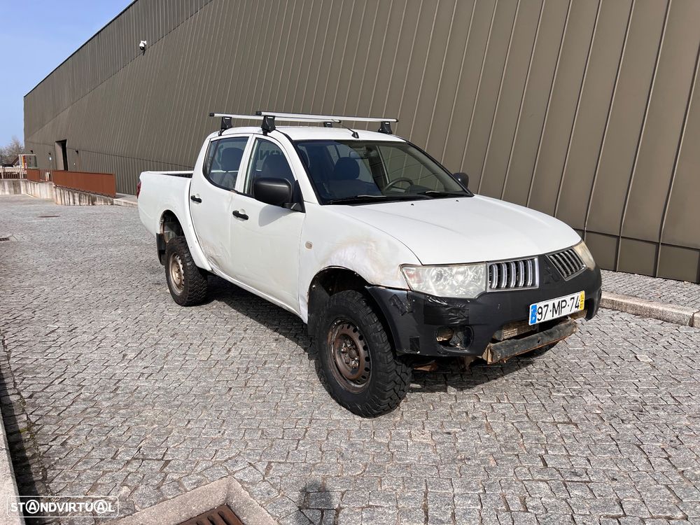 Mitsubishi L200 2.5 DI-D CD Invite AC CC 4WD - 1