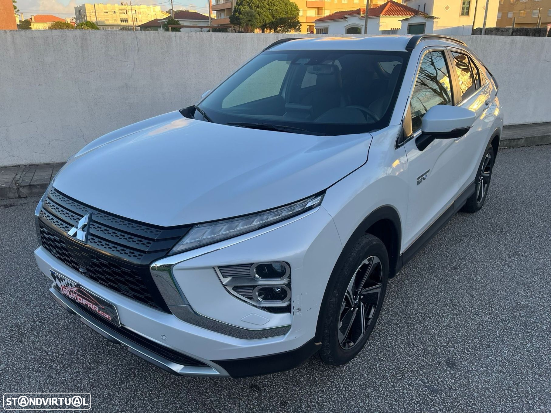 Mitsubishi Eclipse Cross 2.4 PHEV eStyle - 4