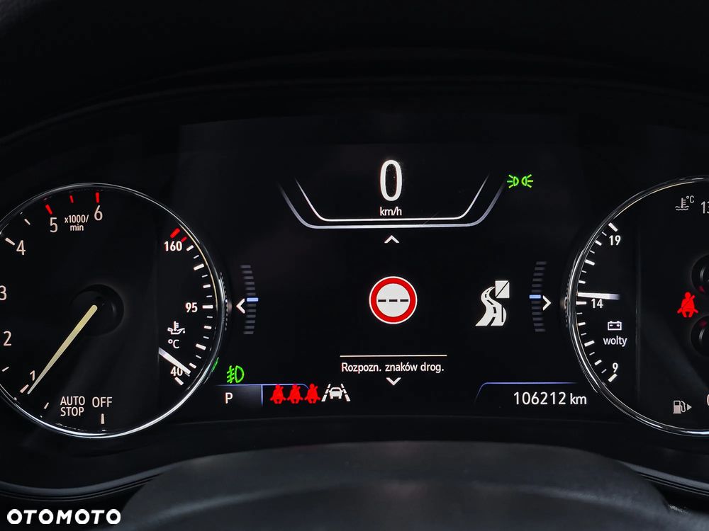 Opel Insignia - 26
