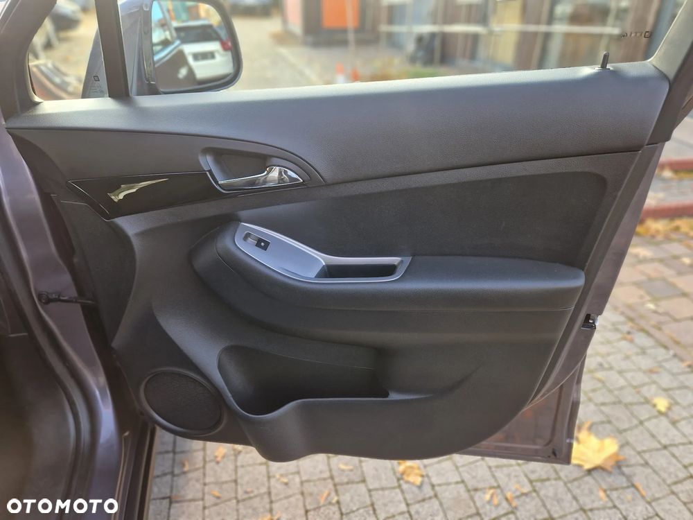 Chevrolet Orlando 1.8 LTZ - 28