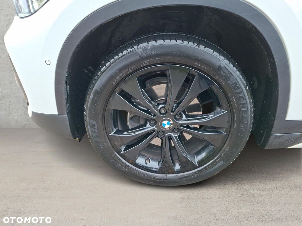 BMW X1 xDrive18d Sport Line - 9