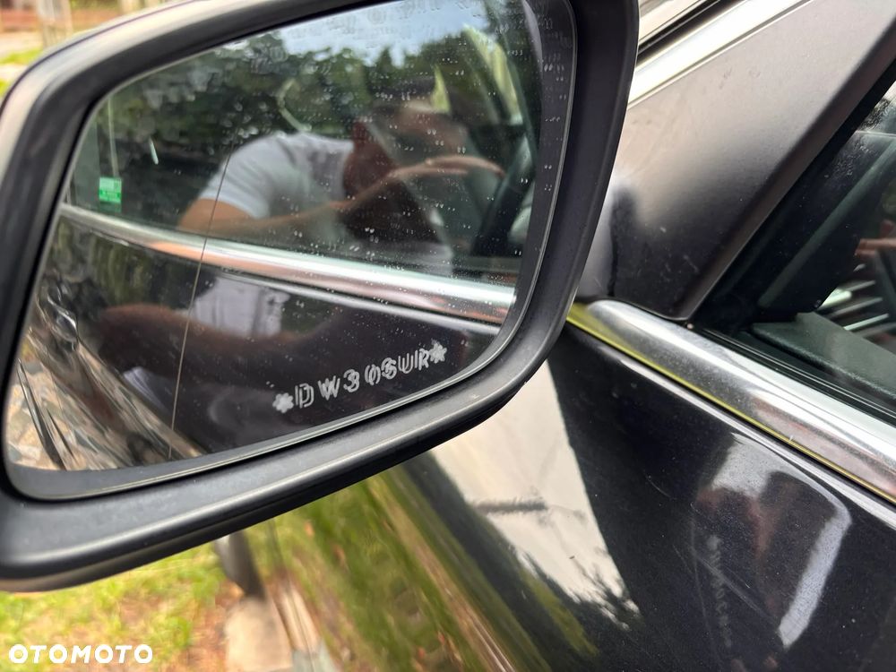 BMW Seria 5 530d xDrive Modern Line - 23