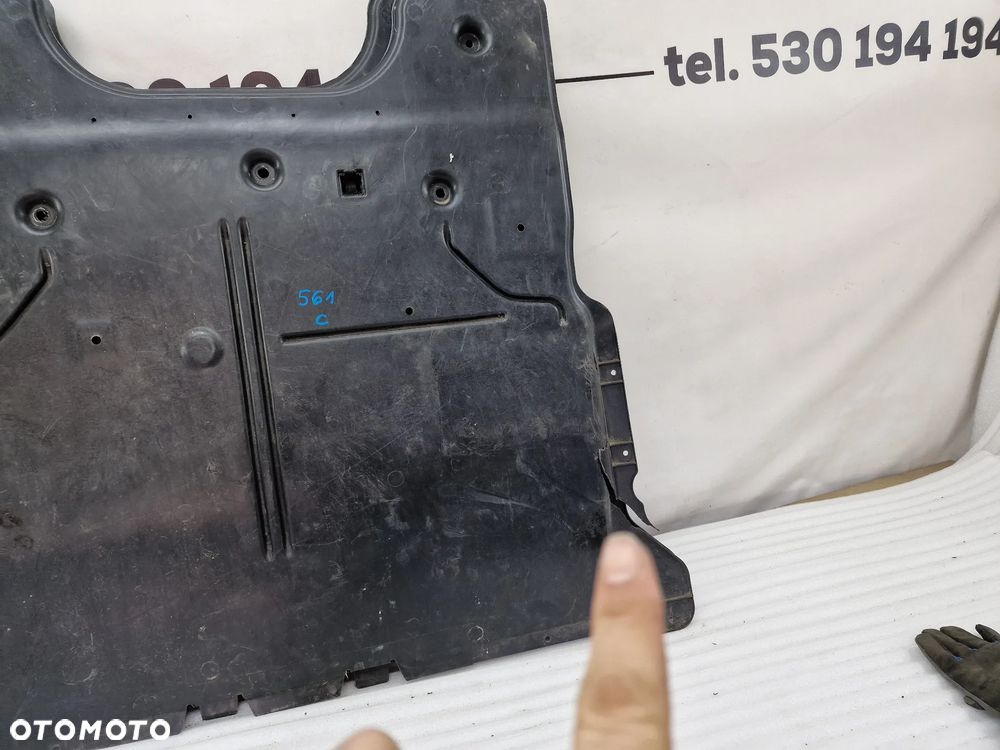 SKODA KAMIQ , SEAT ARONA 18- , SKODA SCALA , VW T-CROSS , AUDI A1 II OSŁONA / PŁYTA POD SILNIK , NR 2Q0825236E / 2Q0825236F , NR AUKCJI OSŁ561 - 11