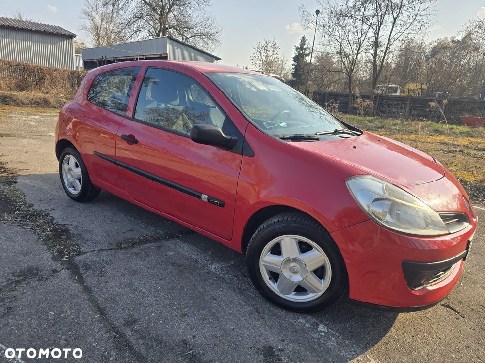 Renault Clio - 3