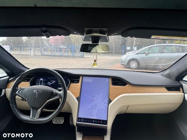 Tesla Model S Performance - 21