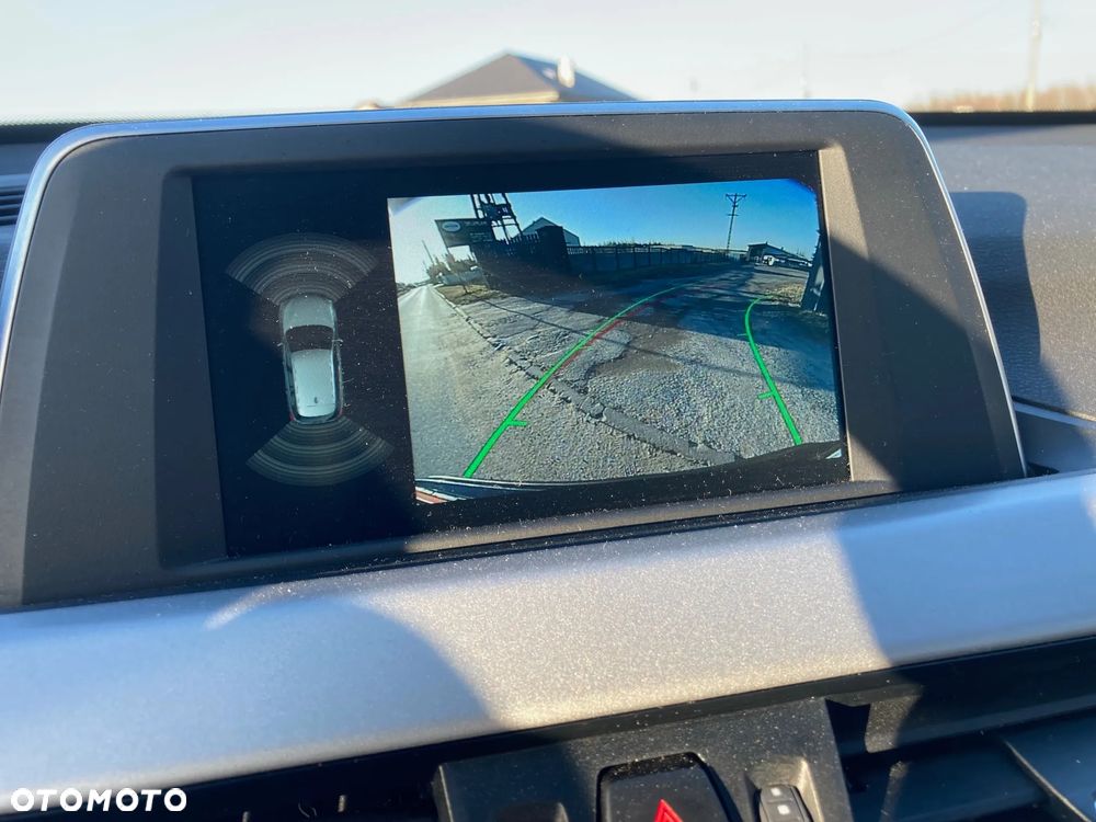 BMW X1 sDrive18i Advantage - 11