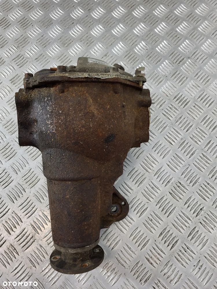 Mitsubishi L200 IV 2.5 Most Przód 4.100 - 1