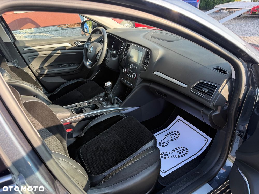 Renault Megane ENERGY TCe 130 LIMITED - 21