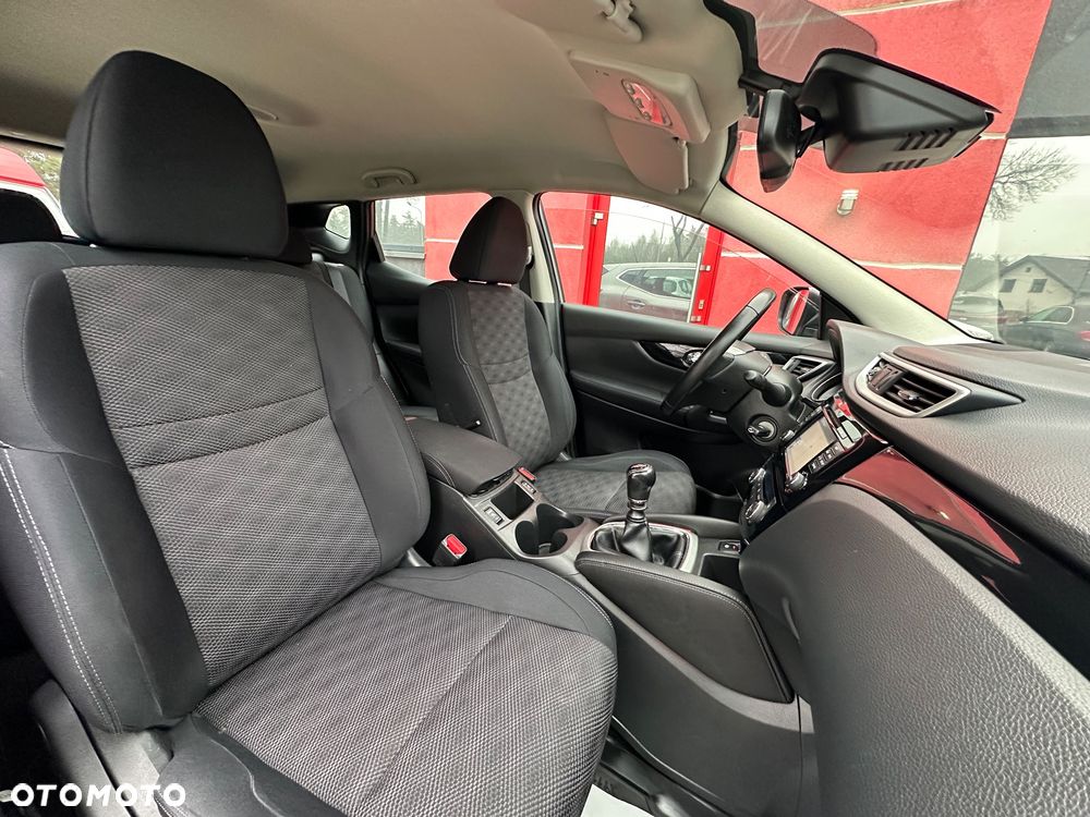 Nissan Qashqai 1.6 DCi N-Connecta EU6 - 35