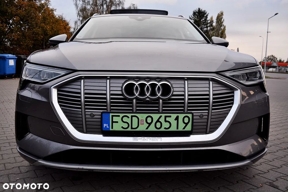 Audi e-tron 55 Quattro Advanced - 12