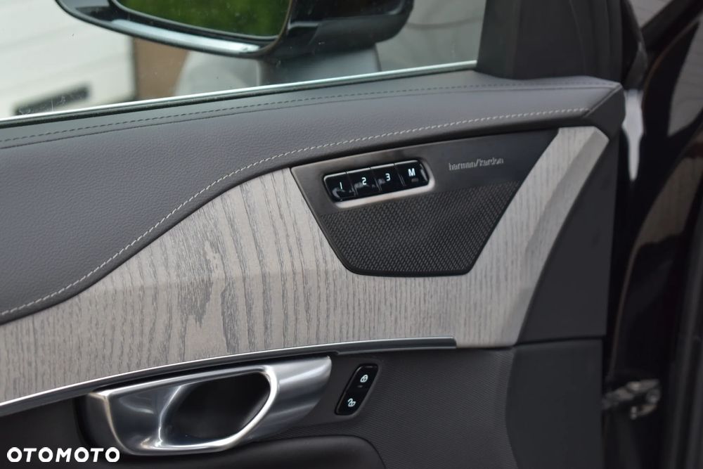 Volvo XC 90 T6 AWD Geartronic Inscription - 19