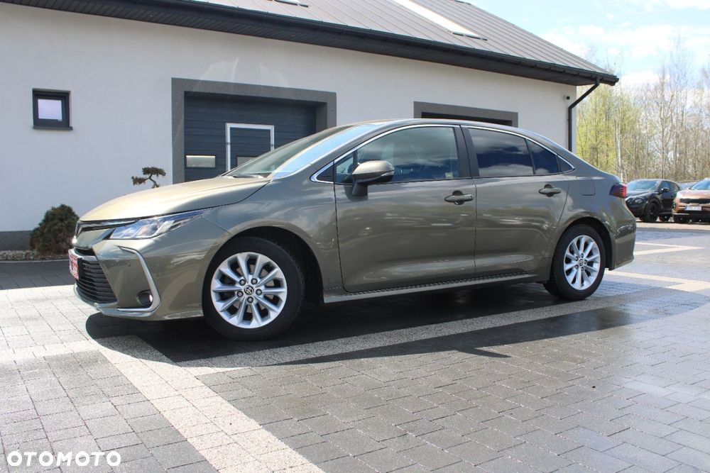 Toyota Corolla - 3