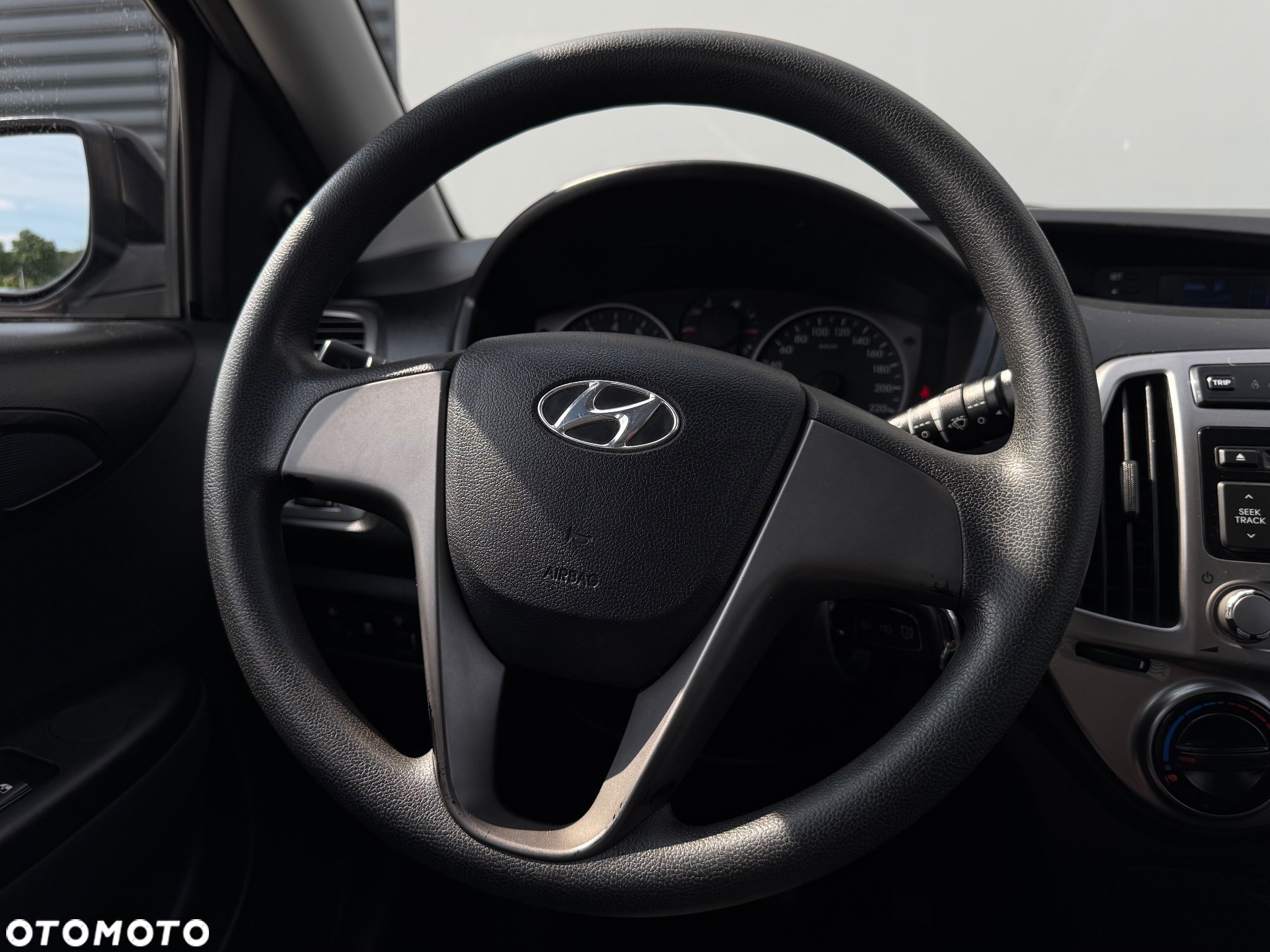 Hyundai i20 1.2 Fifa World Cup Edition - 9