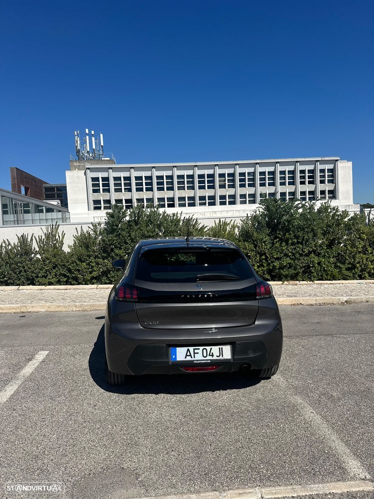 Peugeot 208 2021 photo 4