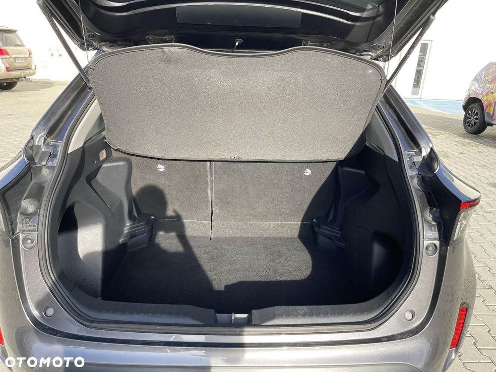 Toyota Yaris Cross - 12