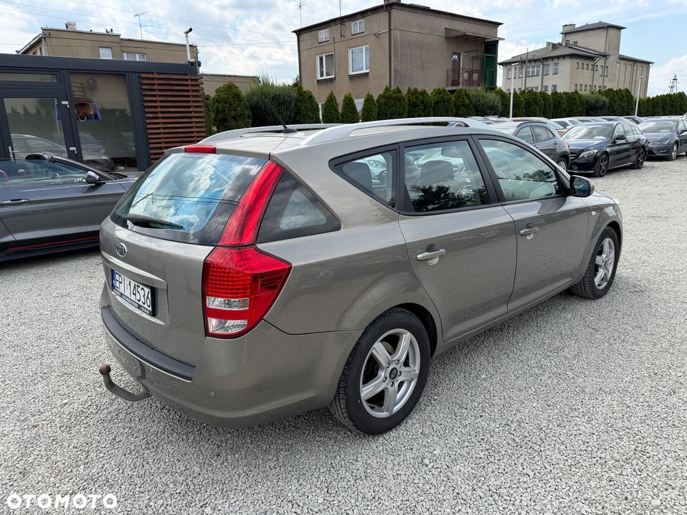 Kia Ceed 1.4 CVVT Attract - 20