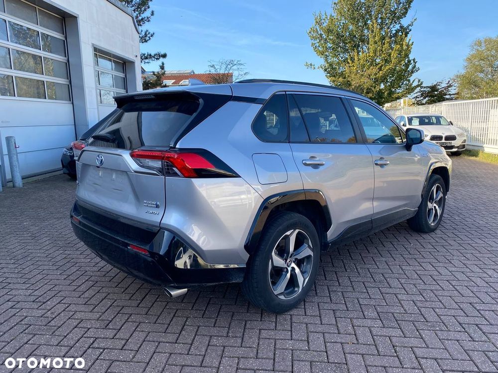 Toyota Rav4 2023 photo 3