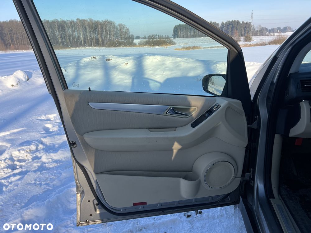 Mercedes-Benz Klasa B 200 Autotronic - 9