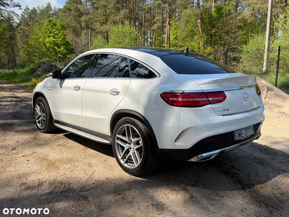 Mercedes-Benz GLE 350 d 4-Matic - 3