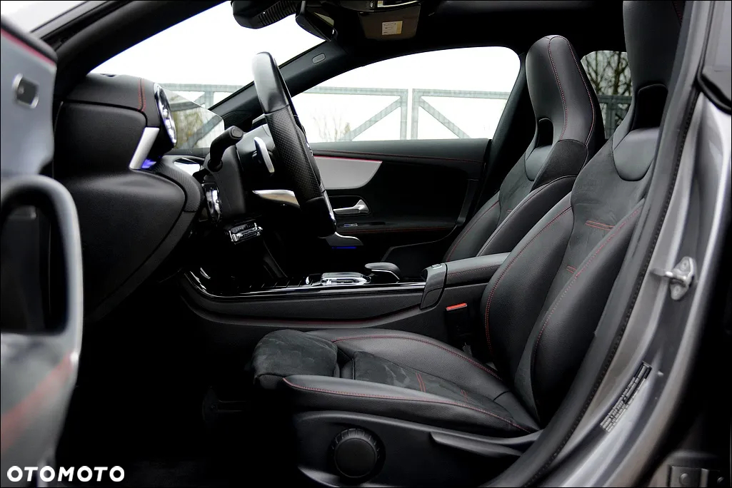 Mercedes-Benz CLA 180 Shooting Brake 7G-DCT AMG Line Advanced Plus - 21