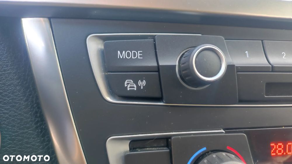 BMW Seria 3 318d Blue Performance - 22