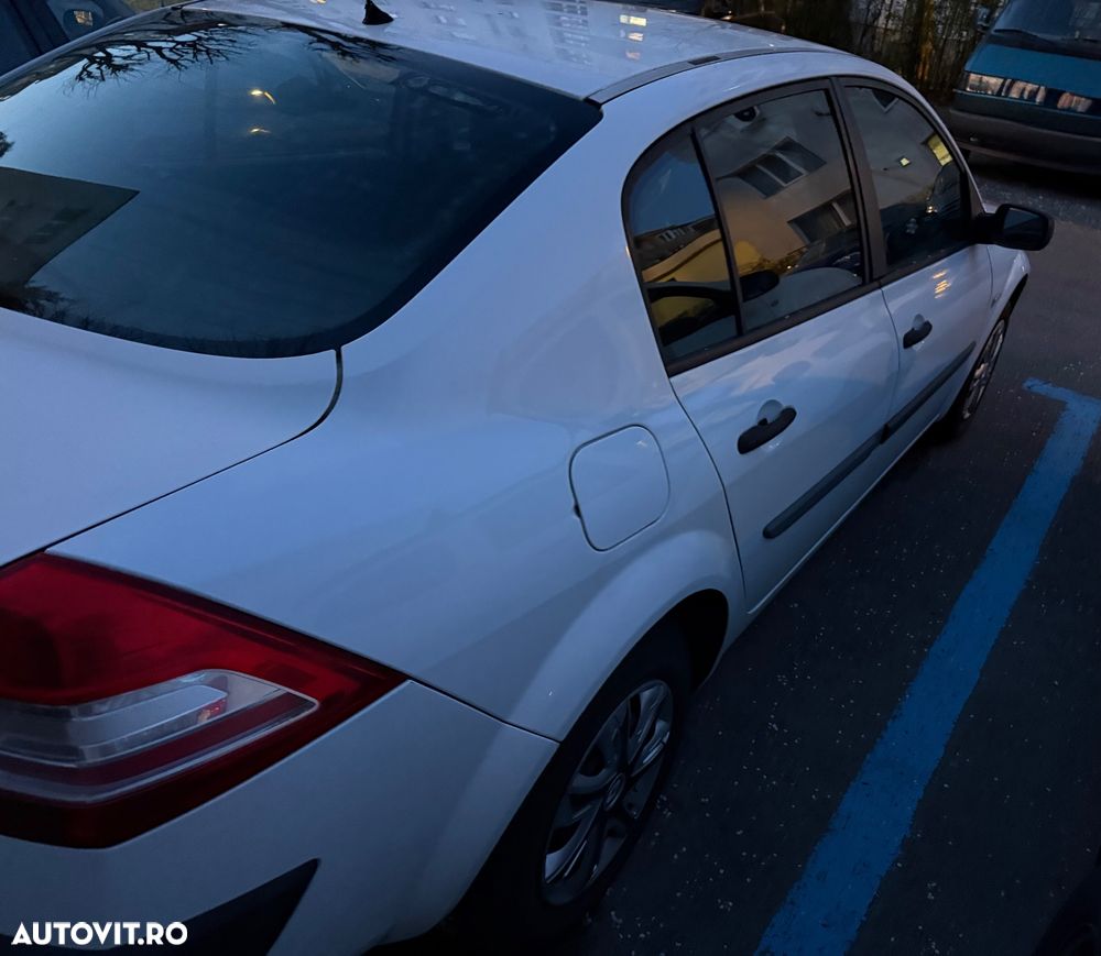 Renault Megane 1.6 16V Authentique - 6