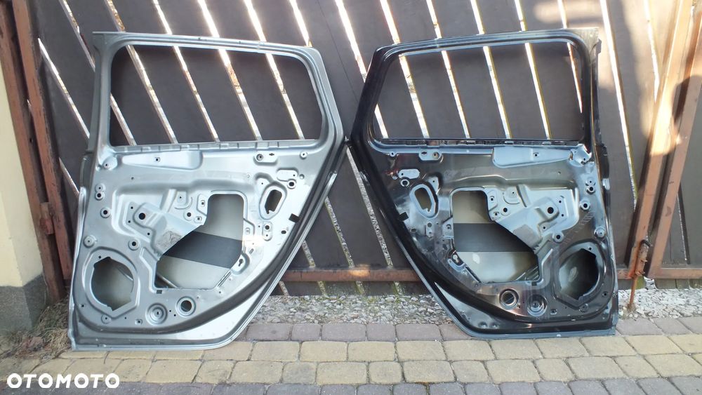 Drzwi tylne lewe prawe Opel Astra V K kombi - 9