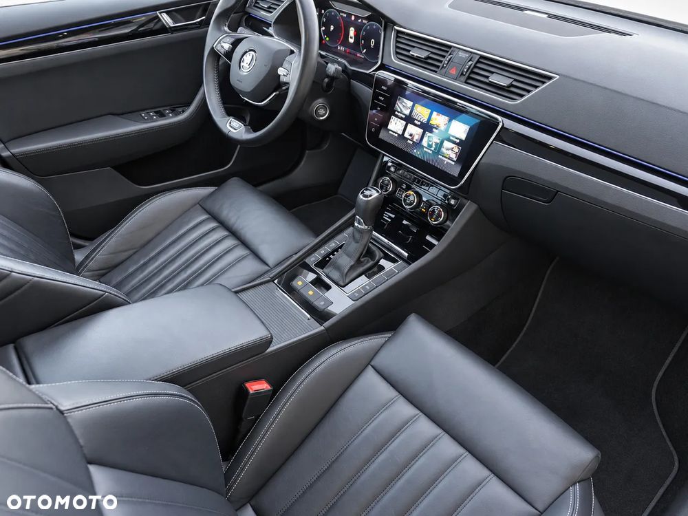 Skoda Superb 2.0 TDI SCR 4x4 L&K DSG - 37