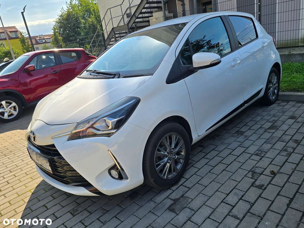 Toyota Yaris 1.5 Premium - 16