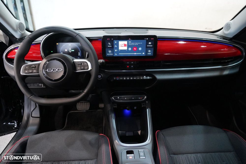 Fiat 600e 54 kWh (RED) - 29