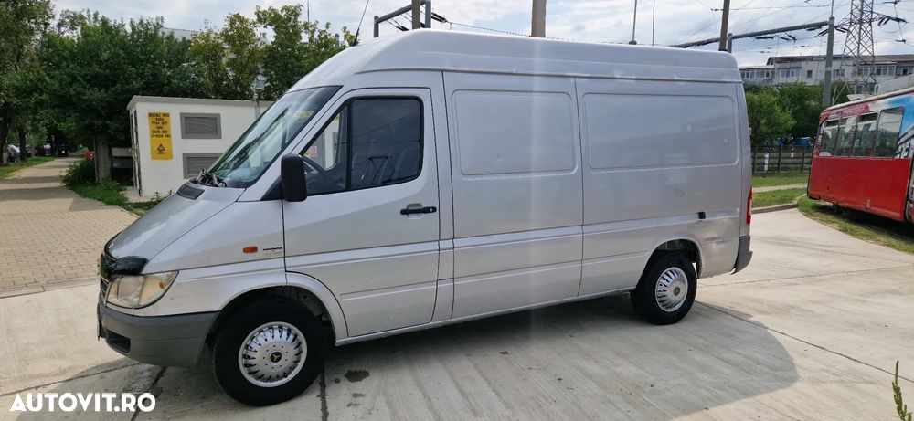 Mercedes-Benz Sprinter 311dci - 4