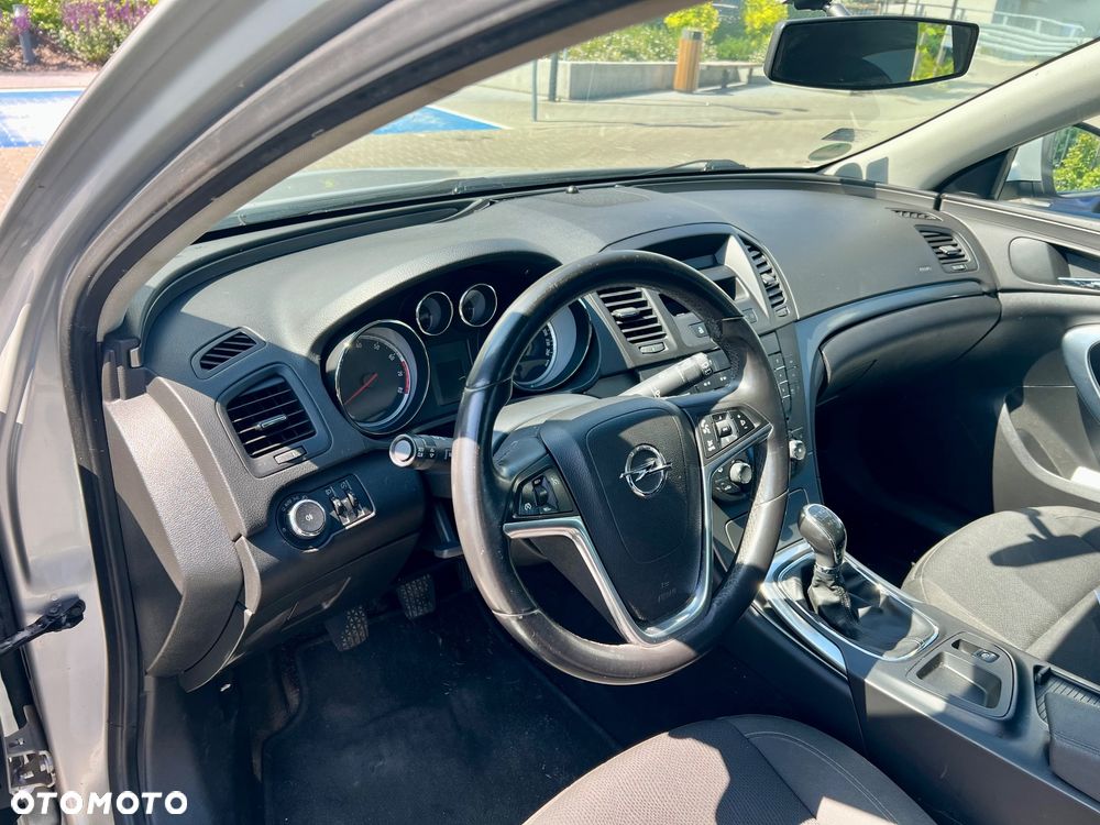 Opel Insignia 1.8 - 13