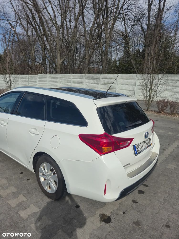 Toyota Auris - 5