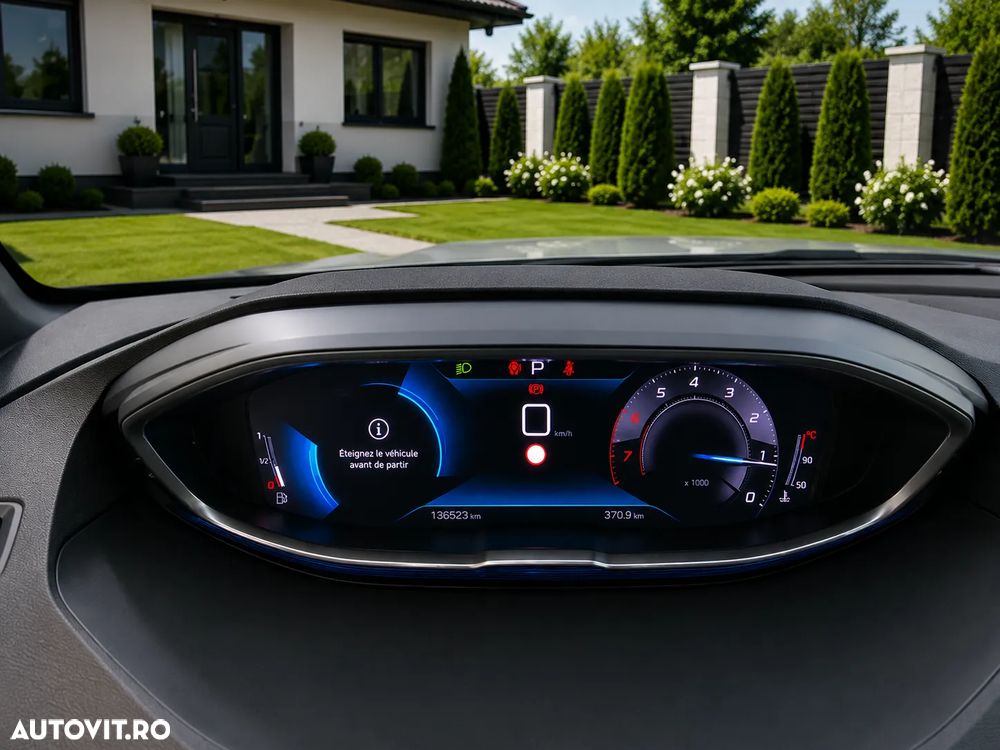 Peugeot 3008 1.2 PureTech S&S EAT8 Allure - 4