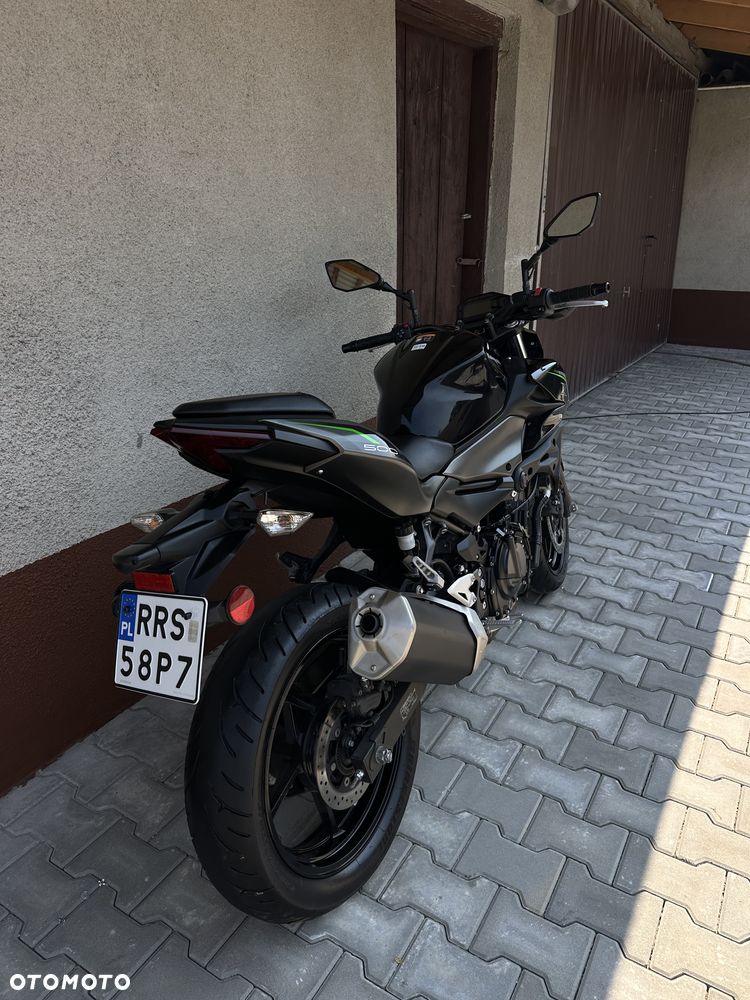 Kawasaki Z - 17