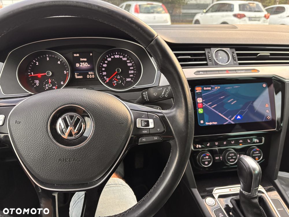 Volkswagen Passat Variant - 8