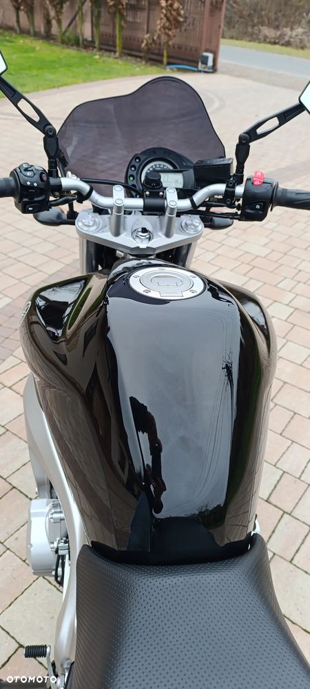 Yamaha FZ6 - 11