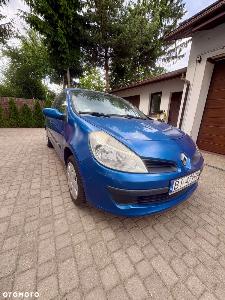 Renault Clio 1.5 dCi Authentique - 1