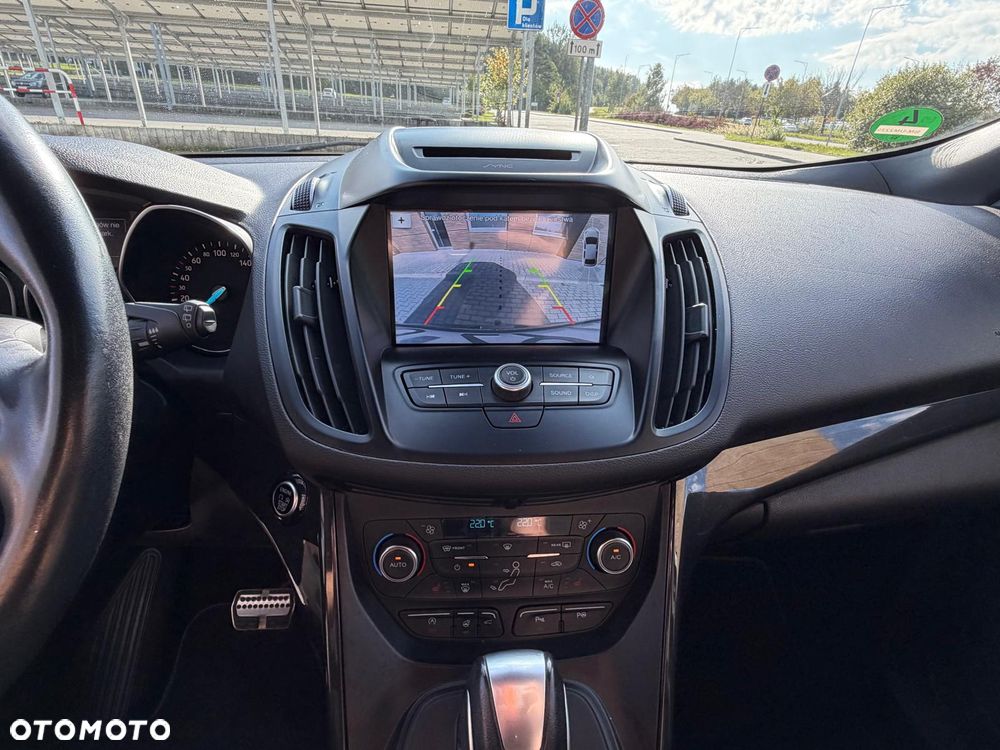 Ford Kuga 2.0 TDCi 4x4 ST-Line - 26