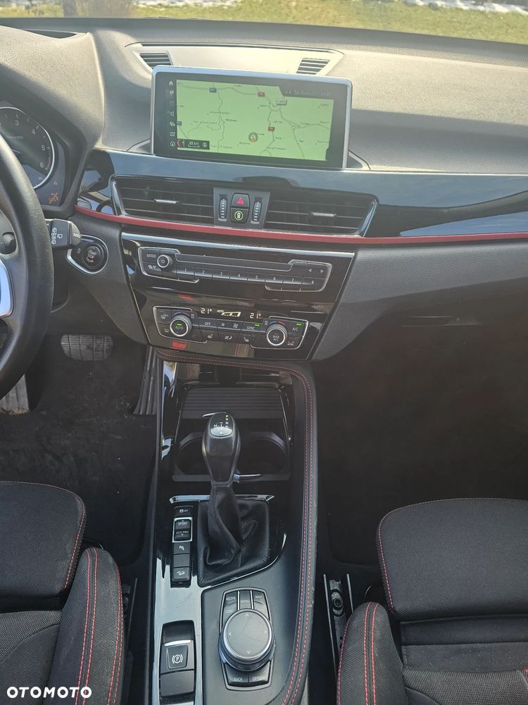 BMW X1 xDrive18d Sport Line - 16
