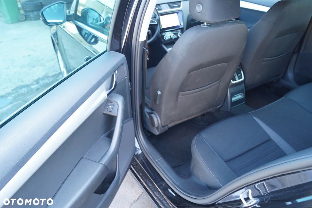 Skoda Octavia - 23