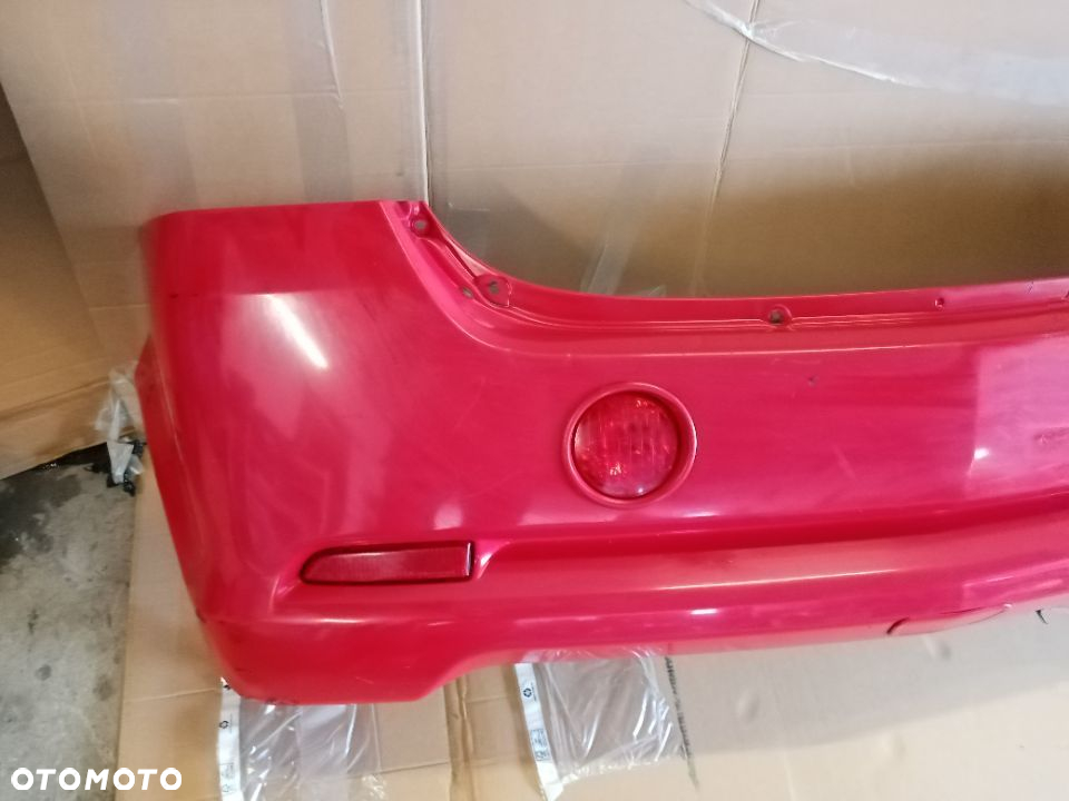 Zderzak Tyl  DAIHATSU YRV Czerwony Czesci - 2