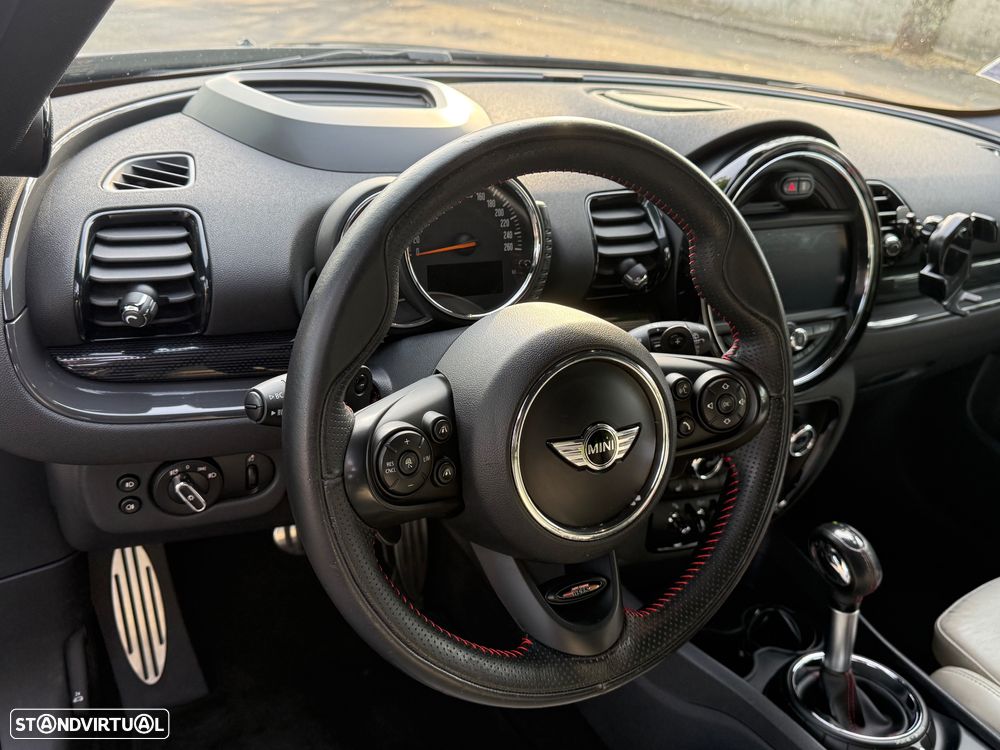 MINI Clubman Cooper SD ALL4 Auto Desportiva - 19